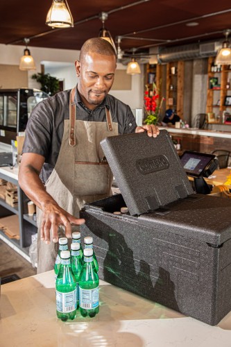 Cam GoBox Klappdeckel für Standard GN1/1 EPP Toplader von Cambro