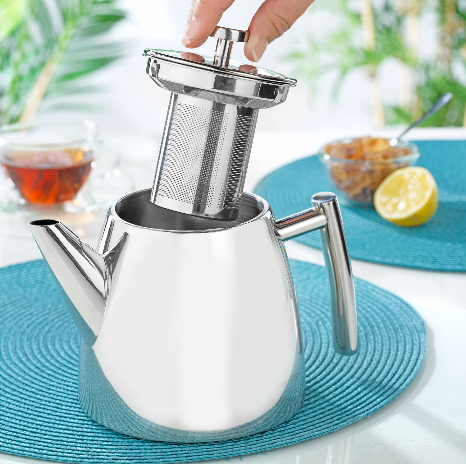 Teekanne BRIGHTON, Inhalt: ca. 1,2 Liter, doppelwandig isoliert aus Edelstahl 18/10  poliert mit herausnehmbarem Teesieb-Einsatz