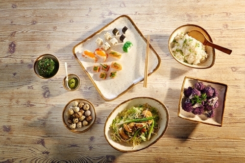 Schale -STONE ART- Ø 15,5 cm, H: 2,5 cm Melamin innen: Dekor, weiß Rand: braun außen: weiß 0,15 Liter spülmaschinengeeignet