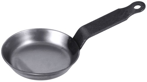 Eisen-Blinispfännchen aus 2,5 mm starkem ungeschwärztem Stahl, gebläuter Flachgriff mit Aufhängeöse, induktionsgeeignet, schwere Qualität