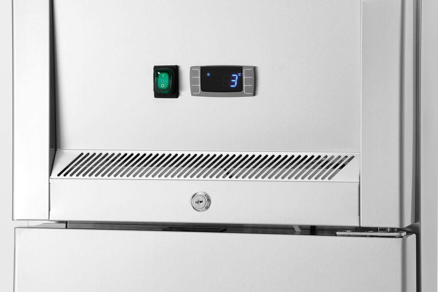 Bartscher Kühlschrank 335L GN110 |Innenbeleuchtung: Nein | Maße: 48 x 81 x 203,5 cm.Gewicht: 79 kg