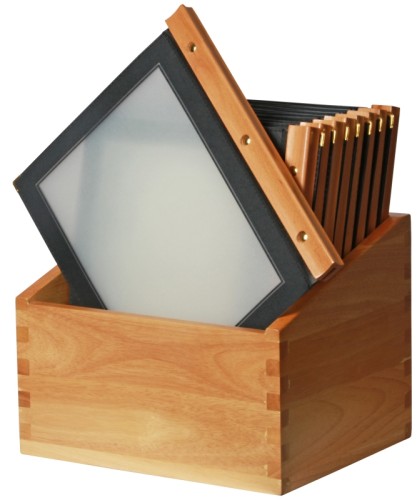 Speisekartenmappe im Kasten mit 20 Mappen aus mehrfach teakfarben lackiertem Buchenholz, für DIN A4 Speisekarten