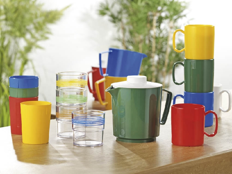 WACA Trinkbecher BISTRO aus SAN- Kunststoff in gelb. Kapazität: 0,23 l. Durchmesser: 7,5cm.